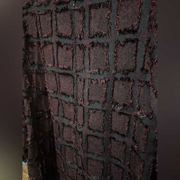 English Factory Burgundy Long Sleeve Textured Dress with Blue Cuffs Size Large - Picture 7 of 7